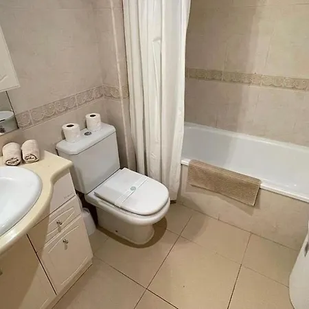 Clotilde With Parking For 6 People Lejlighed Lloret de Mar