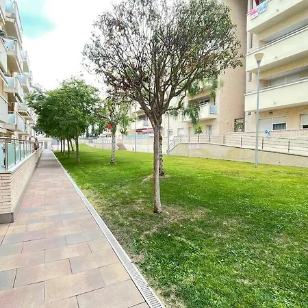 Clotilde With Parking For 6 People * Lloret de Mar